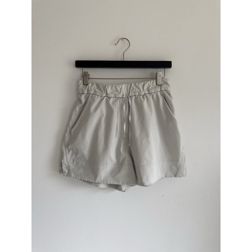 ✿ Lululemon Women’s Shorts Size S Light Beige Athletic Running Gym Activewear